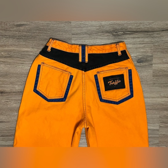 VTG 80s Traffic Embroidered High Waist Women's Mom Jeans Size 13/14 Orange - Picture 4 of 12